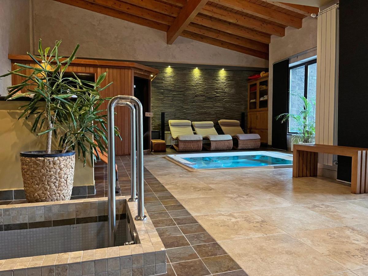 Bazalt Wellness Villa Харгіта-Бей Екстер'єр фото