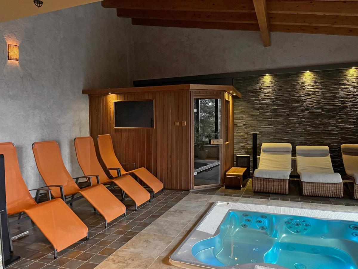 Bazalt Wellness Villa Харгіта-Бей Екстер'єр фото